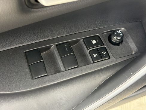 Used 2024 Toyota Corolla SE FWD image 25