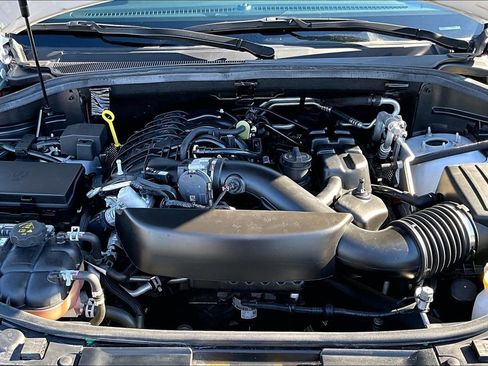 Used 2023 Dodge Durango GT image 30