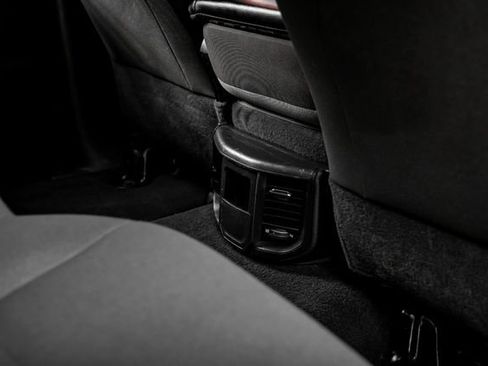 Used 2022 RAM 2500 Big Horn AWD/4WD image 41