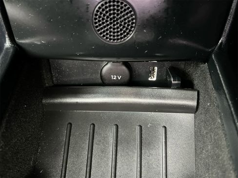 Used 2021 Tesla Model X Long Range image 31