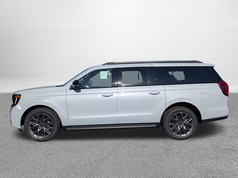 New 2026 Ford Expedition Max Platinum w/ Stealth Appearance Package AWD/4WD image 6