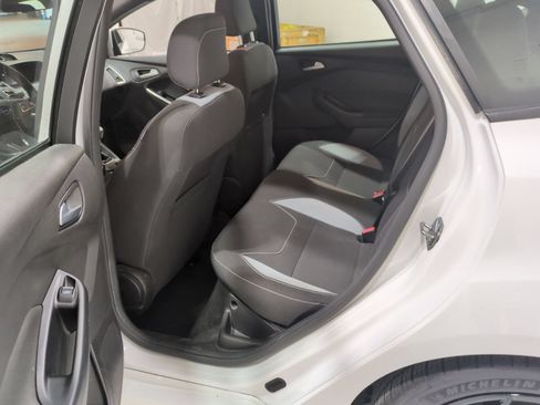 Used 2018 Ford Focus ST FWD image 14