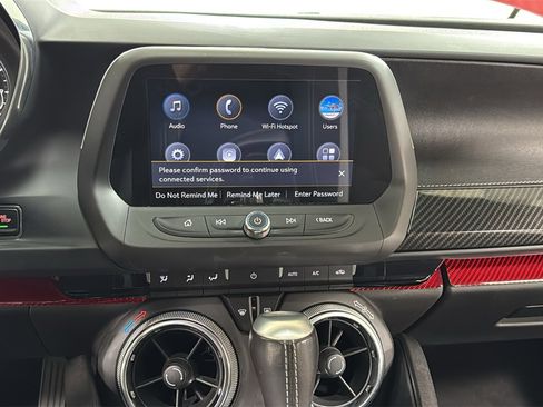 Used 2019 Chevrolet Camaro LT w/ RS Package image 10