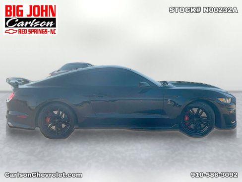 Used 2022 Ford Mustang Shelby GT500 w/ Technology Package RWD image 9