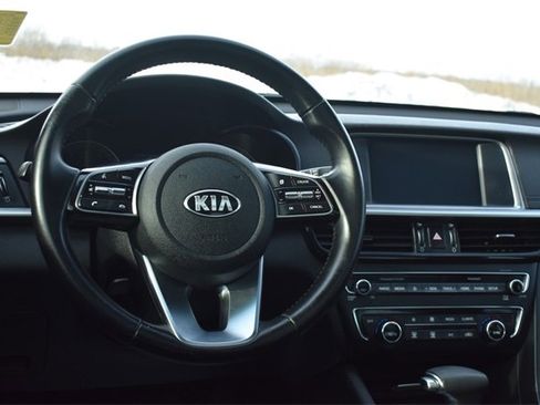 Used 2019 Kia Optima LX w/ LX Premium Package image 17