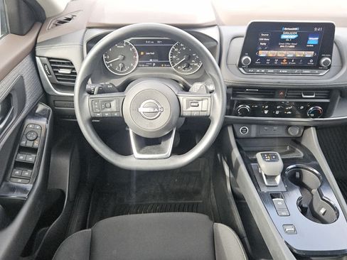 Used 2023 Nissan Rogue S FWD image 7