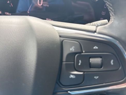 Used 2024 Buick Envista Avenir FWD image 25