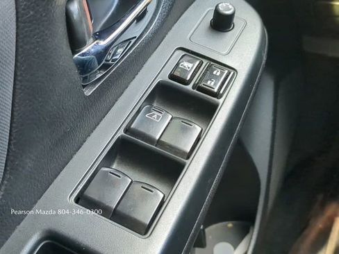 Used 2014 Subaru Crosstrek 2.0i Premium w/ Moonroof Package image 18