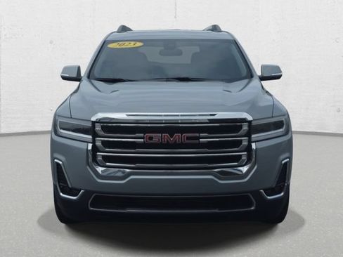 Used 2023 GMC Acadia SLT w/ Trailering Package AWD/4WD image 2