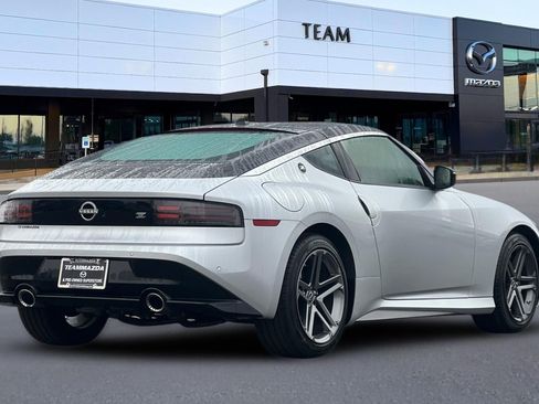 Used 2025 Nissan Z Sport w/ Floor Mat Package RWD image 4