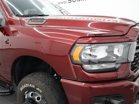 Used 2024 RAM 3500 Big Horn w/ Night Edition AWD/4WD image 23