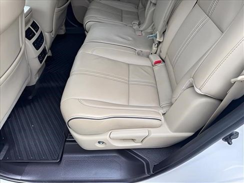 Used 2019 Acura MDX w/ Advance & Entertainment Pkg AWD/4WD image 9