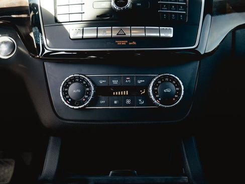 Used 2016 Mercedes-Benz GLE 350 GLE 350 SUV w/ Premium Package image 12