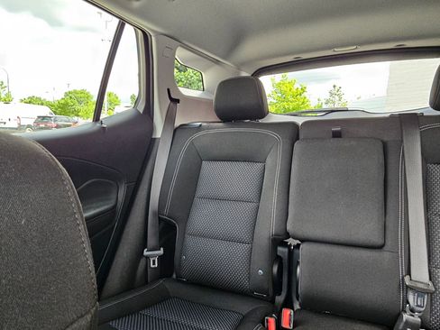 Used 2024 GMC Terrain SLE AWD/4WD image 24
