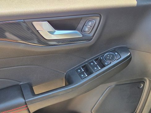 Used 2024 Ford Escape ST-Line w/ Tech Pack #1 AWD/4WD image 15