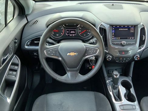 Used 2019 Chevrolet Cruze LS w/ LS Fleet Convenience Package image 5