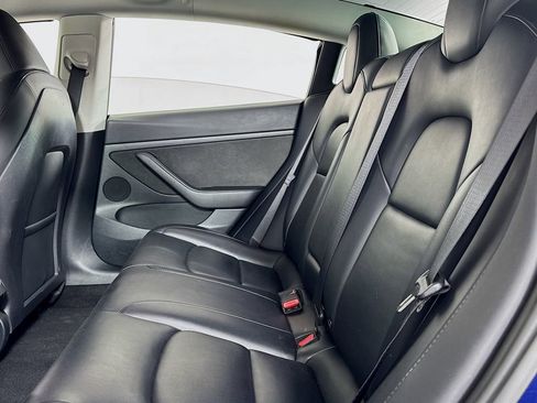 Used 2023 Tesla Model 3 Standard Range RWD image 8