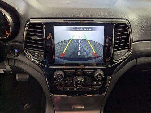 Certified 2021 Jeep Grand Cherokee Freedom Edition image 24