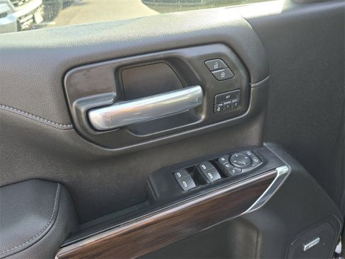 Used 2020 GMC Sierra 2500 SLT w/ SLT Premium Plus Package image 12