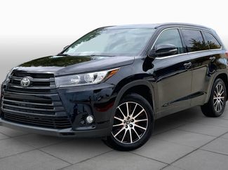 Used 2018 Toyota Highlander SE AWD/4WD video 1