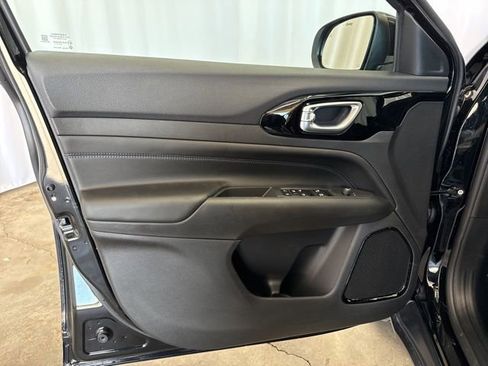 New 2026 Jeep Compass Latitude w/ Quick Order Package 29K image 11