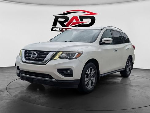Used 2017 Nissan Pathfinder SL FWD image 6