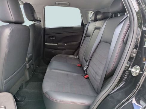 Used 2022 Mitsubishi Outlander Sport SE AWD/4WD image 14