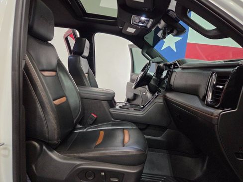 Used 2024 GMC Sierra 2500 AT4 w/ AT4 Premium Plus Package AWD/4WD image 71