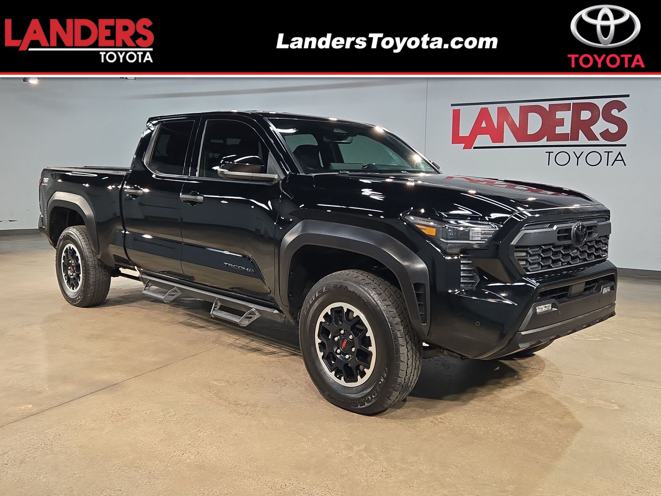 Used 2025 Toyota Tacoma TRD Off-Road w/ TRD Off Road Upgrade Package AWD/4WD image 1
