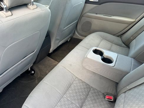 Used 2012 Ford Fusion SE image 12