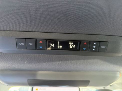 Used 2023 Toyota Sienna XSE image 23