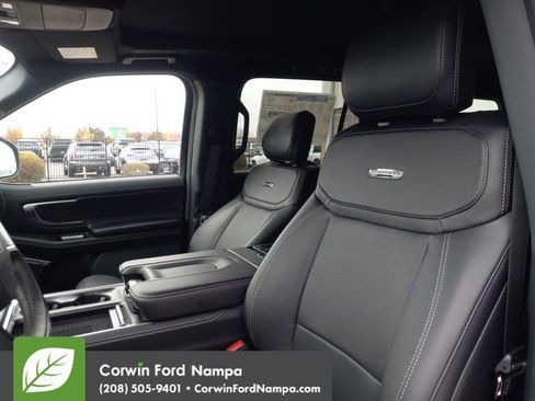 New 2025 Ford Expedition Platinum w/ Stealth Performance Package image 23