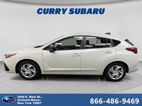 Used 2024 Subaru Impreza 2.0i AWD/4WD image 2