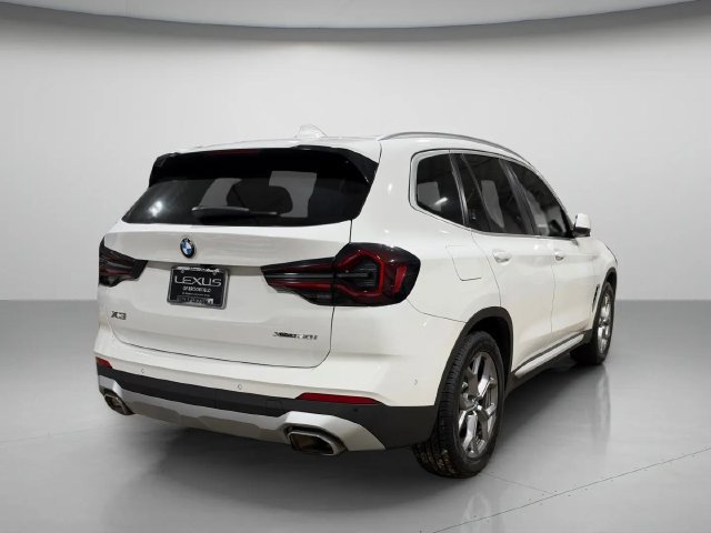 Used 2024 BMW X3 xDrive30i w/ Convenience Package AWD/4WD image 2