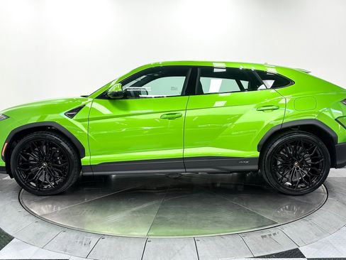 Used 2025 Lamborghini Urus SE image 37