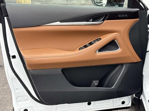 New 2026 INFINITI QX60 Autograph w/ Dark Cargo Package image 15