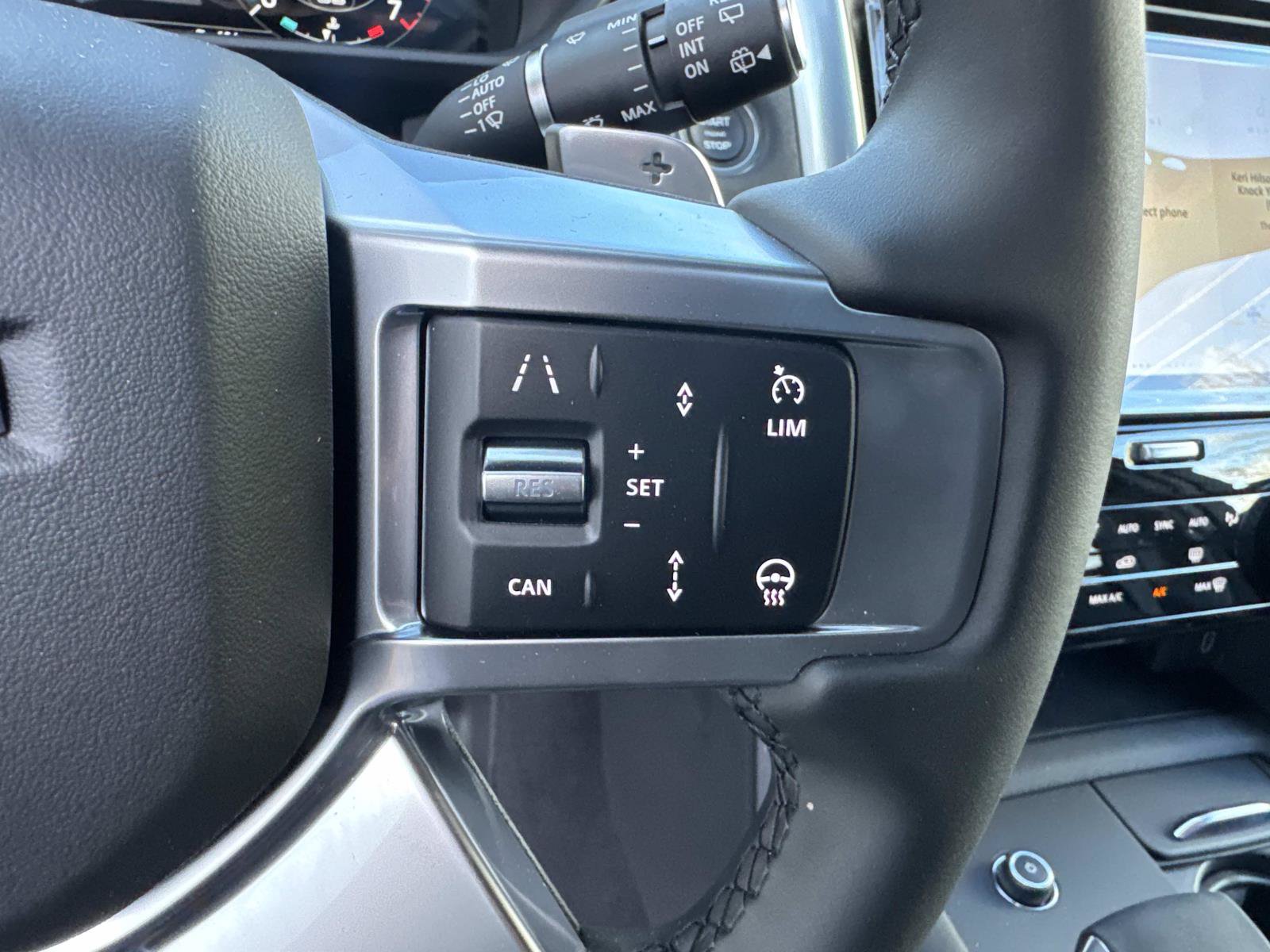Used 2026 Land Rover Discovery S AWD/4WD image 30