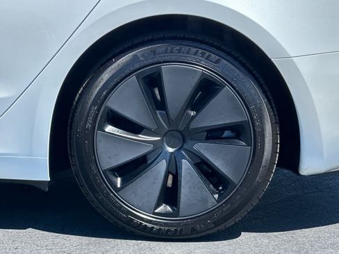Used 2025 Tesla Model 3 RWD image 30