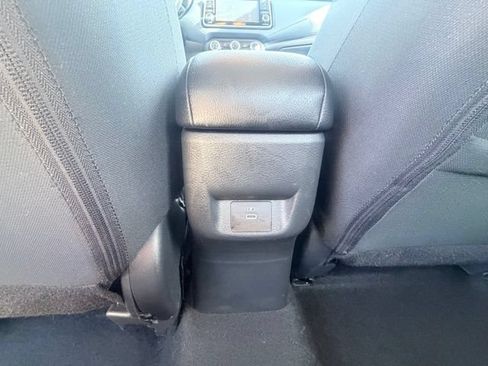 Used 2024 Nissan Versa SV FWD image 24