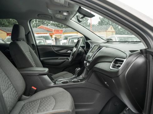 Used 2019 Chevrolet Equinox LT FWD image 12