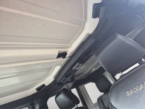 Used 2016 Jeep Wrangler Unlimited Sahara w/ Trailer Tow Group AWD/4WD image 12