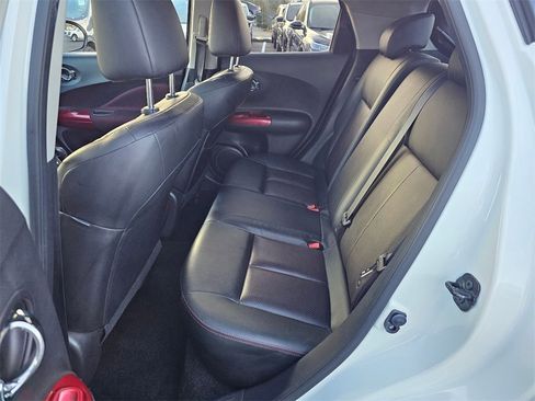 Used 2013 Nissan Juke SL image 16