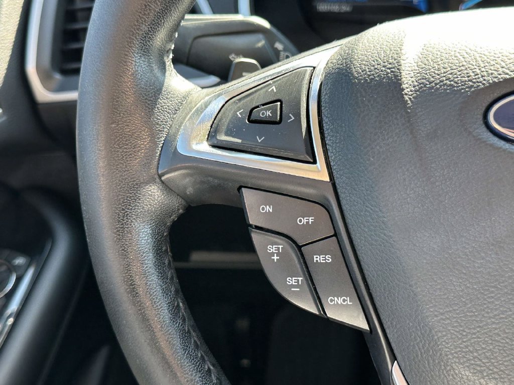 Used 2018 Ford Edge SEL w/ Equipment Group 201A AWD/4WD image 23