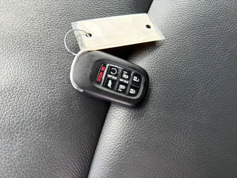 Certified 2025 Honda Odyssey Sport-L image 33