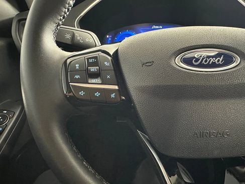 Used 2022 Ford Escape SEL w/ Technology Package AWD/4WD image 40