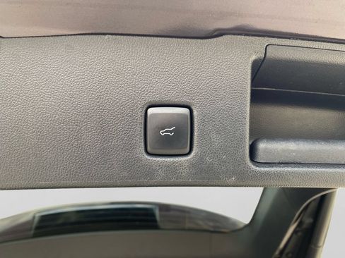 Used 2023 Ford Escape Active w/ Tech Pack #2 AWD/4WD image 32