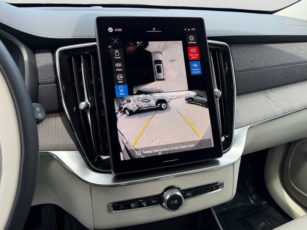 Certified 2026 Volvo XC90 B6 Ultra AWD/4WD image 22