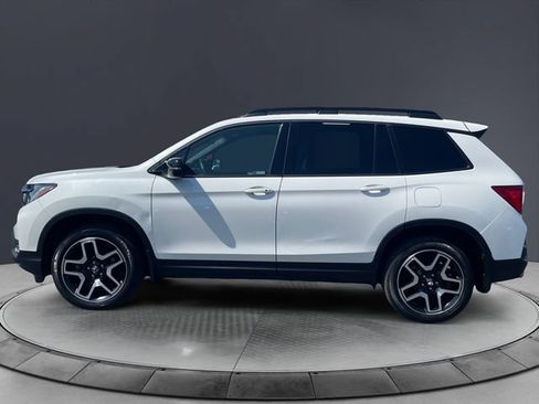 Used 2022 Honda Passport Elite image 2