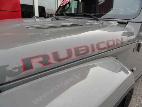 Used 2021 Jeep Gladiator Rubicon image 8