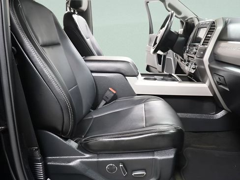 Used 2017 Ford F250 Lariat w/ Lariat Ultimate Package image 30